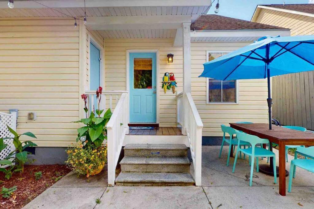 The Blue Door Bungalow Wilmington Exterior foto