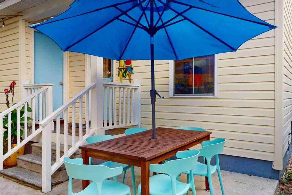 The Blue Door Bungalow Wilmington Exterior foto